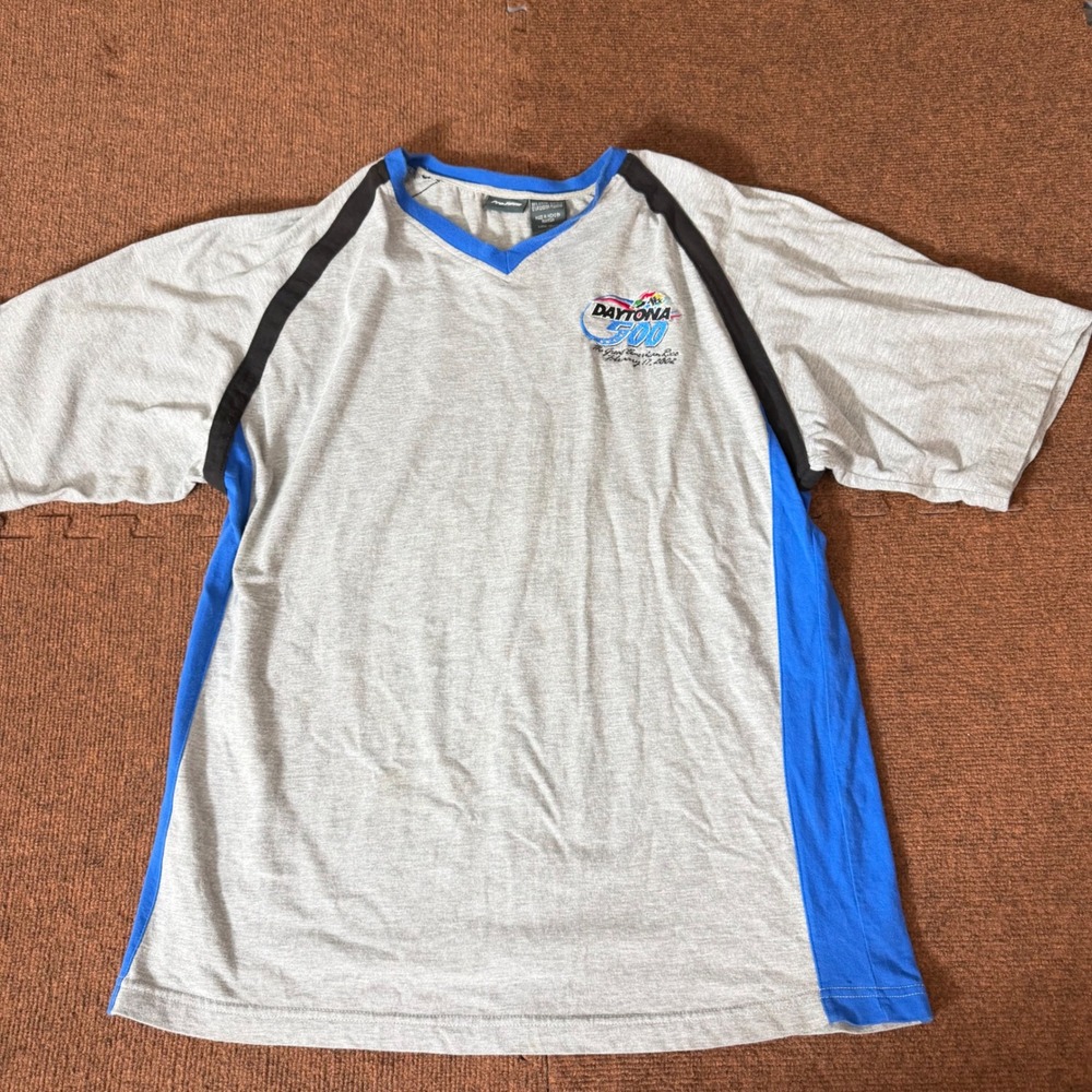 Vintage 2002 Daytona 500โ Pro Edge Mens Shirt Gray Blue V-Neck Large NASCAR Tee